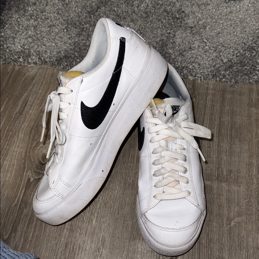 Nike White Leather Low-Top Platform Blazer Sneakers